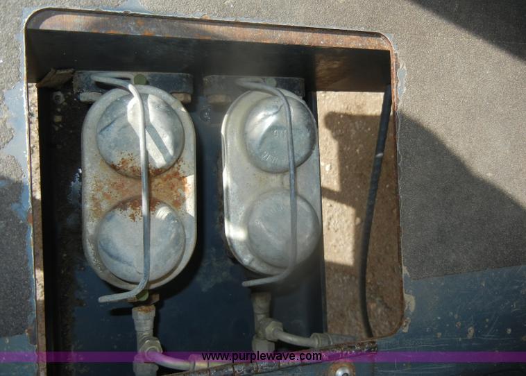 image for item D4652 2006 Mustang 634 telehandler