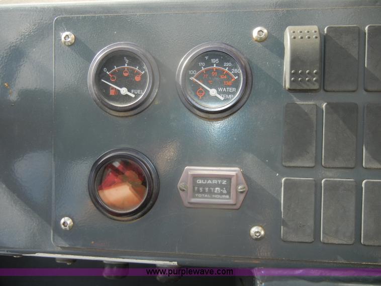 image for item D4652 2006 Mustang 634 telehandler