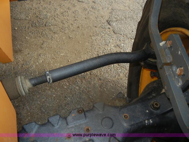 image for item D4652 2006 Mustang 634 telehandler