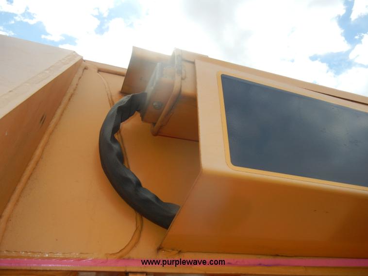 image for item D4652 2006 Mustang 634 telehandler