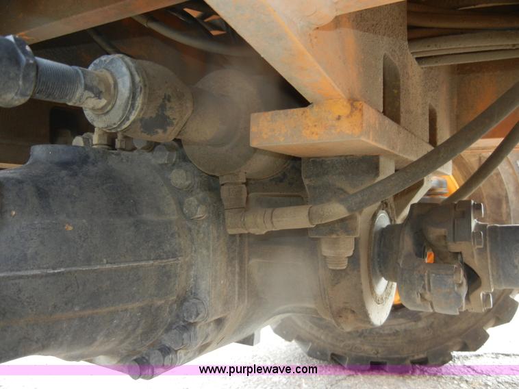 image for item D4652 2006 Mustang 634 telehandler