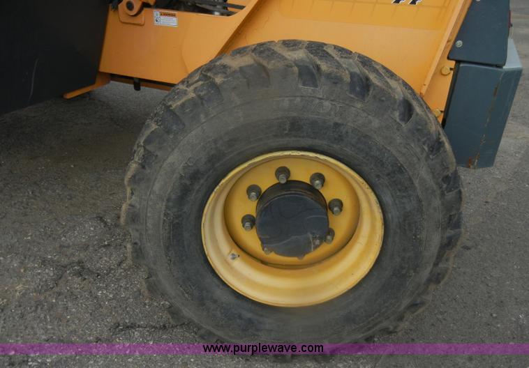 image for item D4652 2006 Mustang 634 telehandler