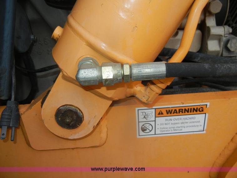 image for item D4652 2006 Mustang 634 telehandler