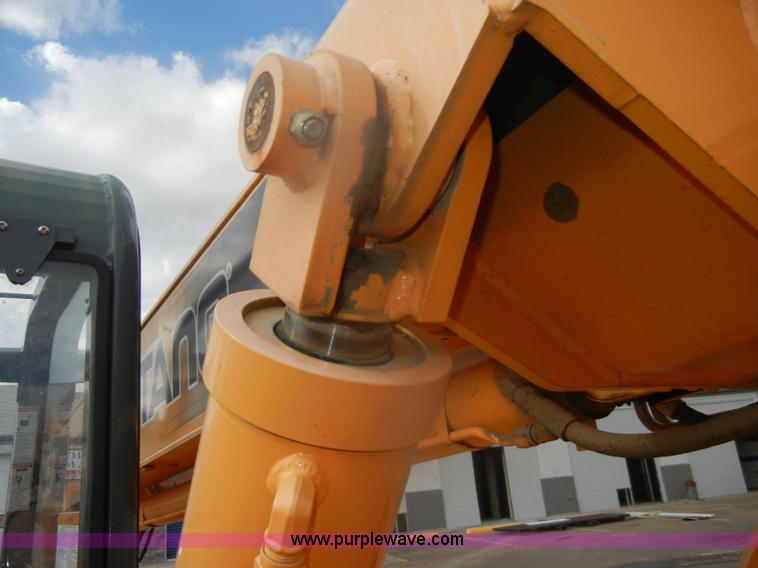 image for item D4652 2006 Mustang 634 telehandler