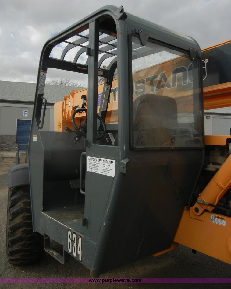 image for item D4652 2006 Mustang 634 telehandler
