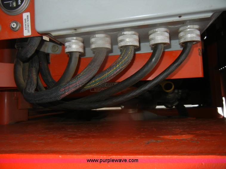 image for item D4653 1999 Snorkel TB37 boom lift