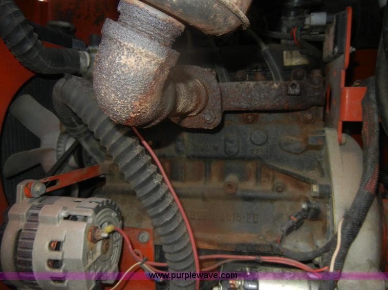 image for item D4653 1999 Snorkel TB37 boom lift