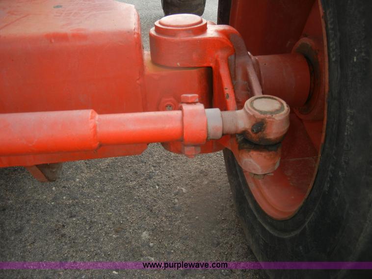 image for item D4653 1999 Snorkel TB37 boom lift