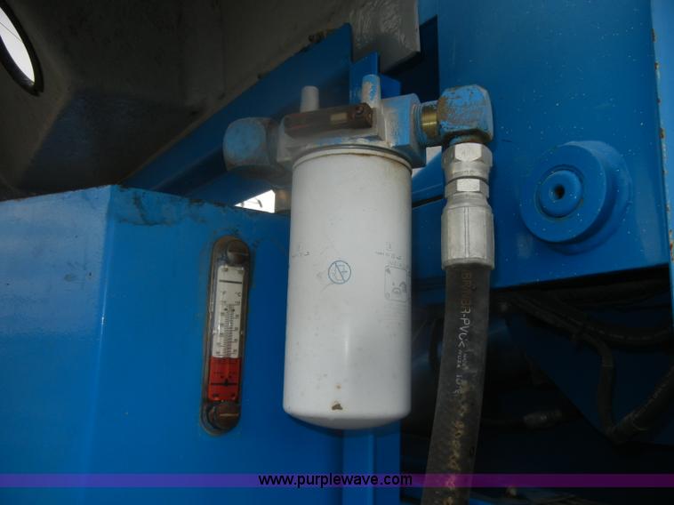 image for item D4654 1997 Genie Z-45/22 boom lift