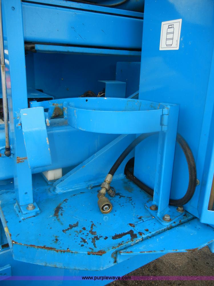 image for item D4654 1997 Genie Z-45/22 boom lift