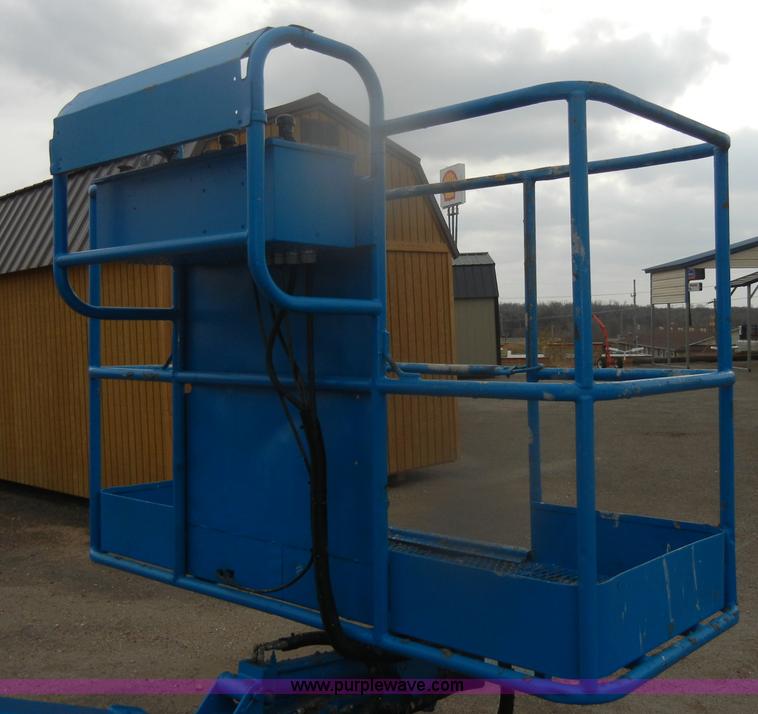 image for item D4654 1997 Genie Z-45/22 boom lift
