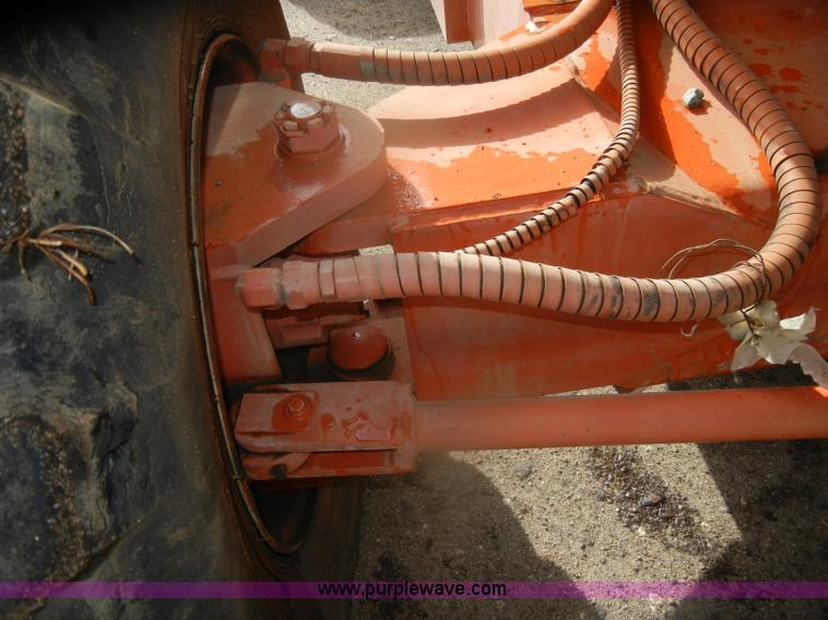 image for item D4655 1999 Snorkel TB60 boom lift