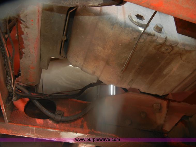 image for item D4655 1999 Snorkel TB60 boom lift