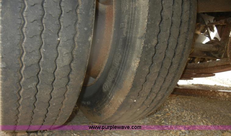 image for item D4658 2002 Pitts 35 ton lowboy trailer