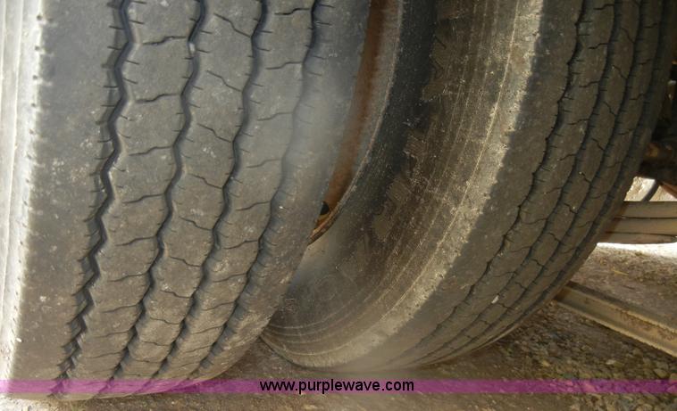 image for item D4658 2002 Pitts 35 ton lowboy trailer