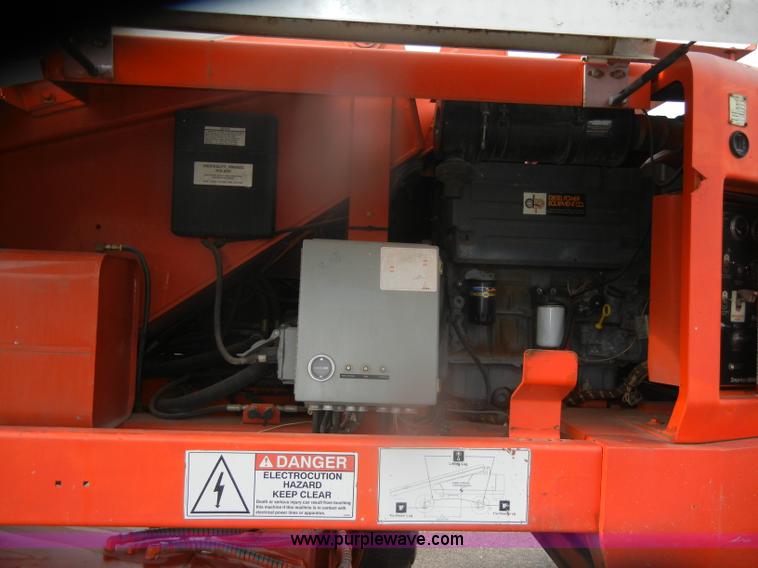 image for item D4659 2000 Snorkel TB60 boom lift