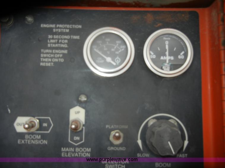 image for item D4659 2000 Snorkel TB60 boom lift