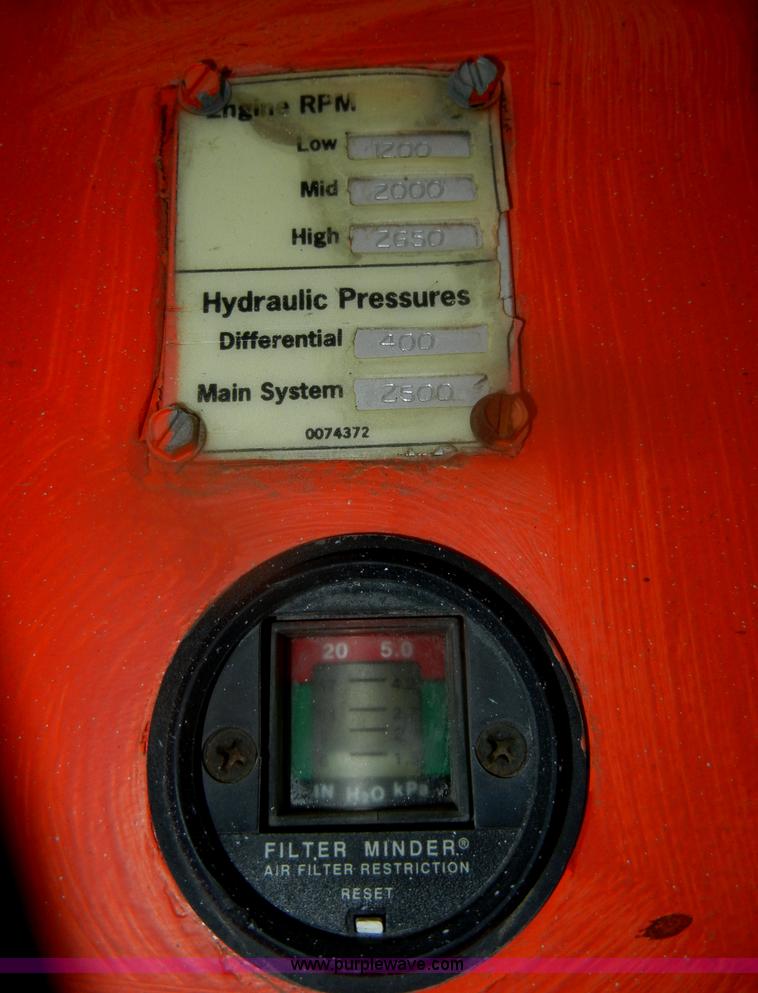 image for item D4659 2000 Snorkel TB60 boom lift