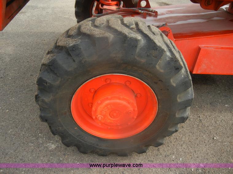 image for item D4659 2000 Snorkel TB60 boom lift