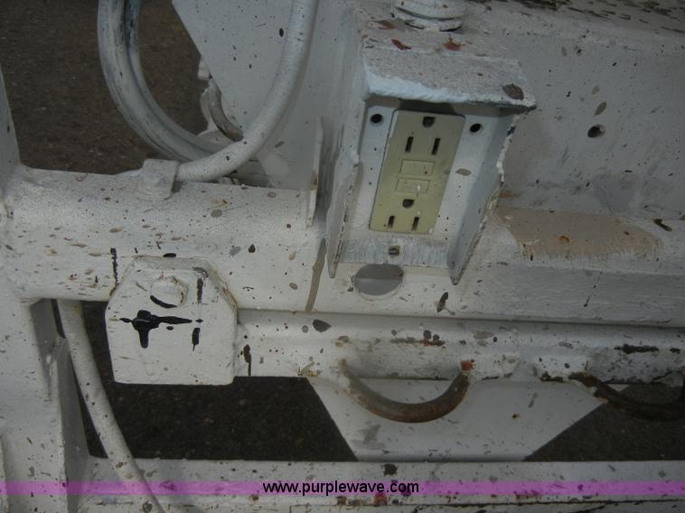 image for item D4659 2000 Snorkel TB60 boom lift