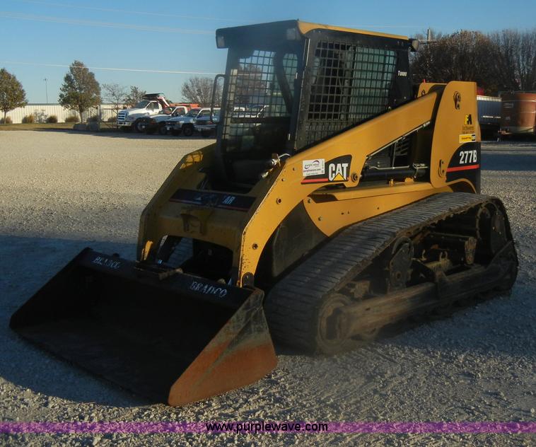 image for item D4711 2007 Caterpillar 277B track loader