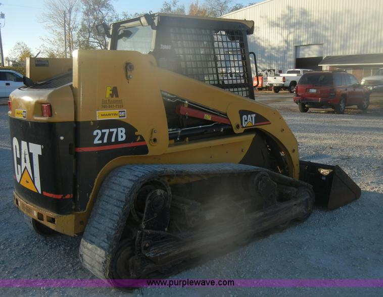 image for item D4711 2007 Caterpillar 277B track loader