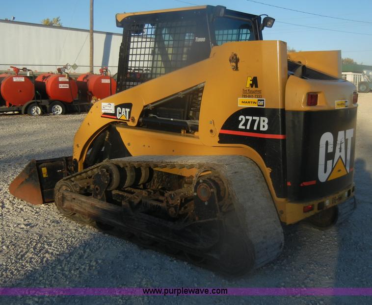 image for item D4711 2007 Caterpillar 277B track loader