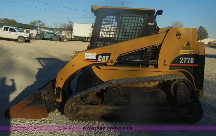 image for item D4711 2007 Caterpillar 277B track loader