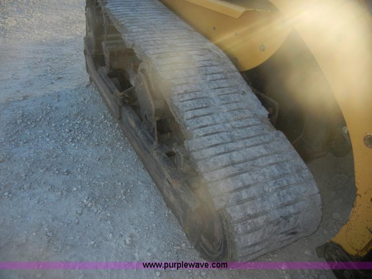 image for item D4711 2007 Caterpillar 277B track loader