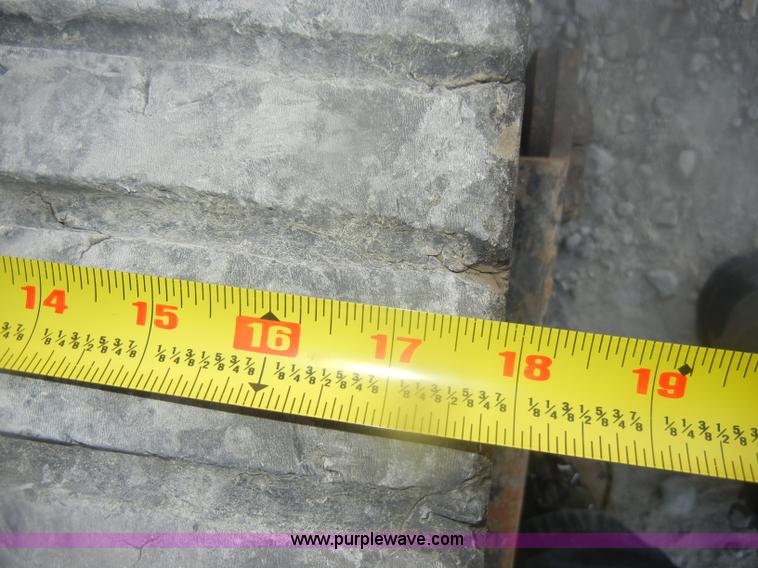 image for item D4711 2007 Caterpillar 277B track loader