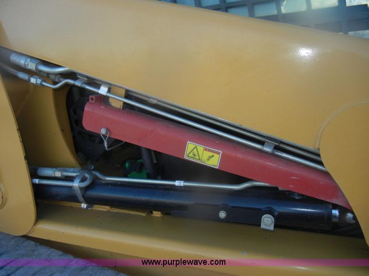 image for item D4711 2007 Caterpillar 277B track loader