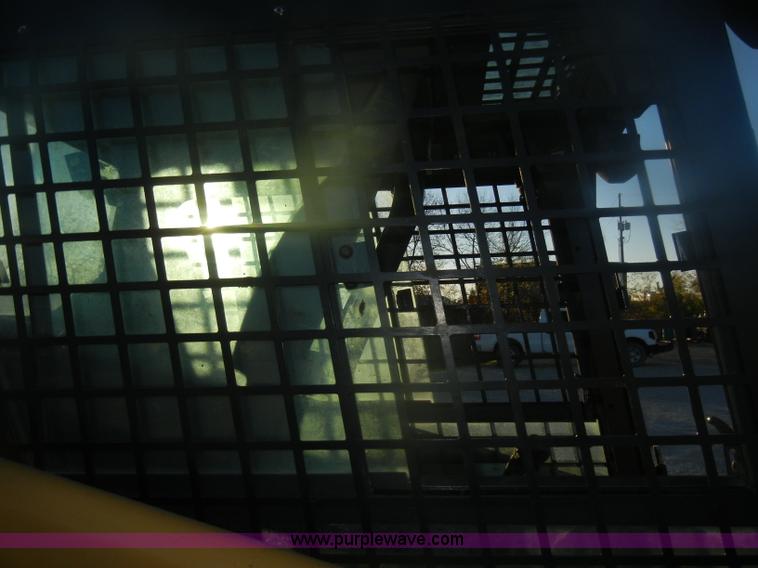 image for item D4711 2007 Caterpillar 277B track loader