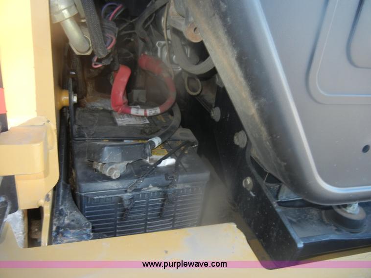 image for item D4711 2007 Caterpillar 277B track loader