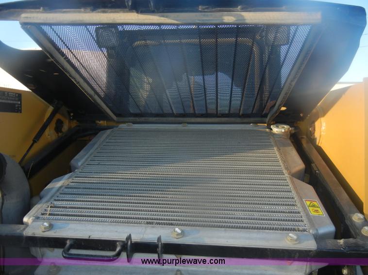 image for item D4711 2007 Caterpillar 277B track loader