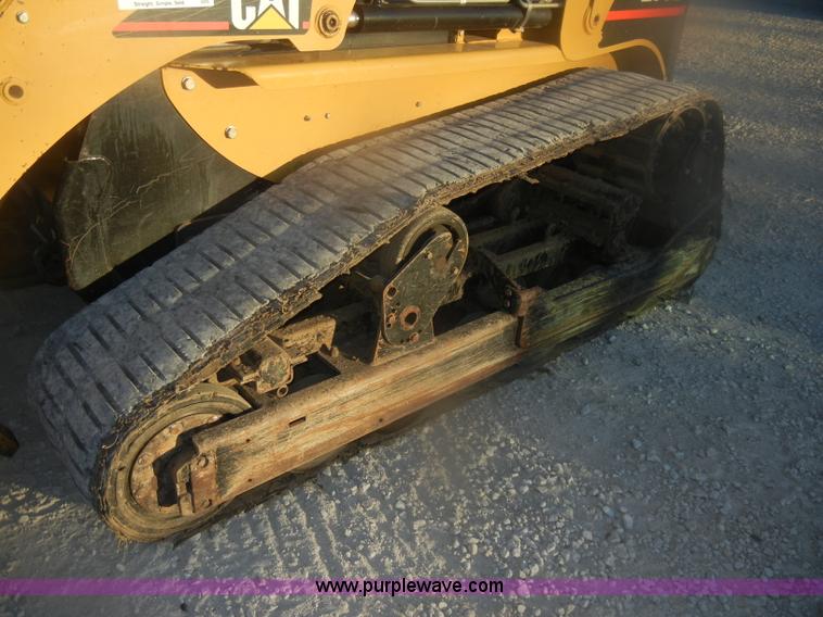 image for item D4711 2007 Caterpillar 277B track loader