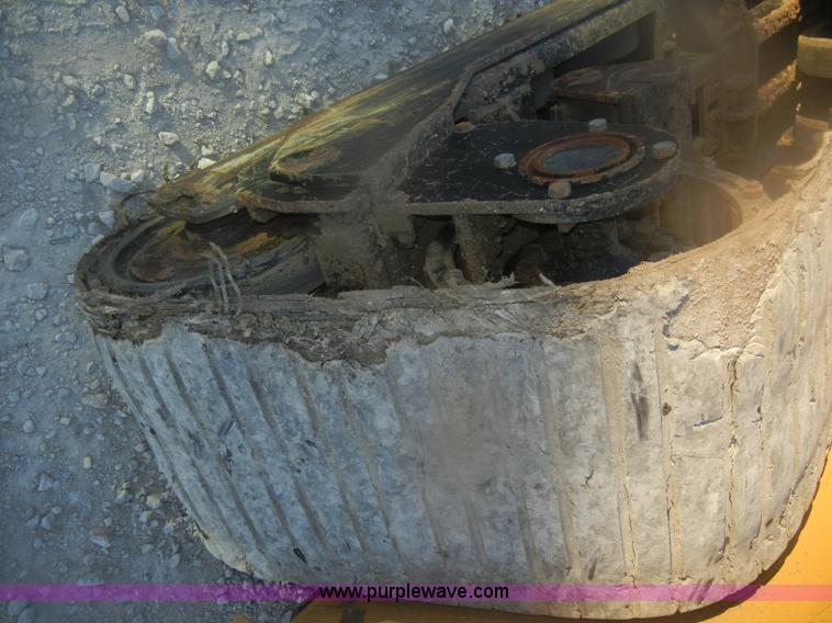 image for item D4711 2007 Caterpillar 277B track loader