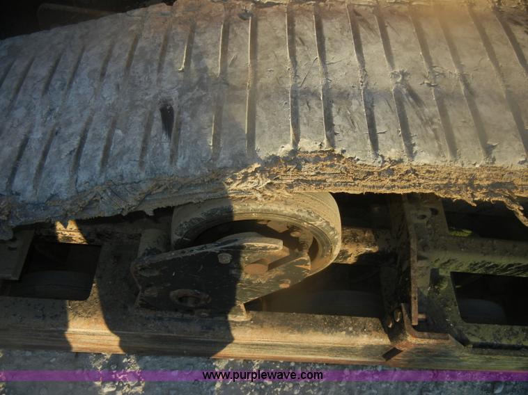 image for item D4711 2007 Caterpillar 277B track loader