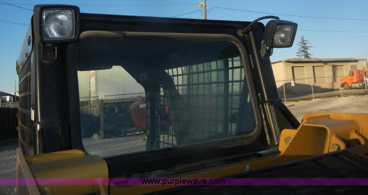 image for item D4711 2007 Caterpillar 277B track loader