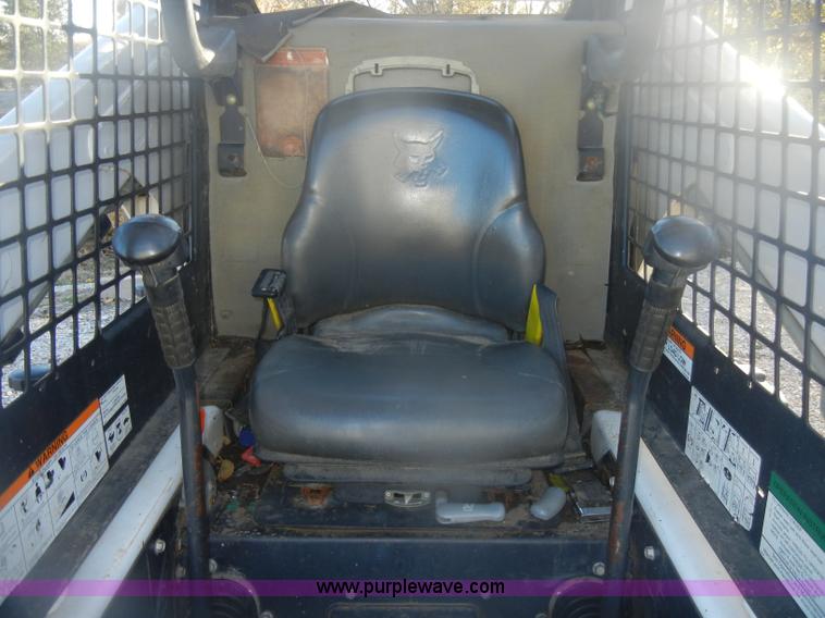 image for item D4712 2001 Bobcat 773 Turbo skid steer
