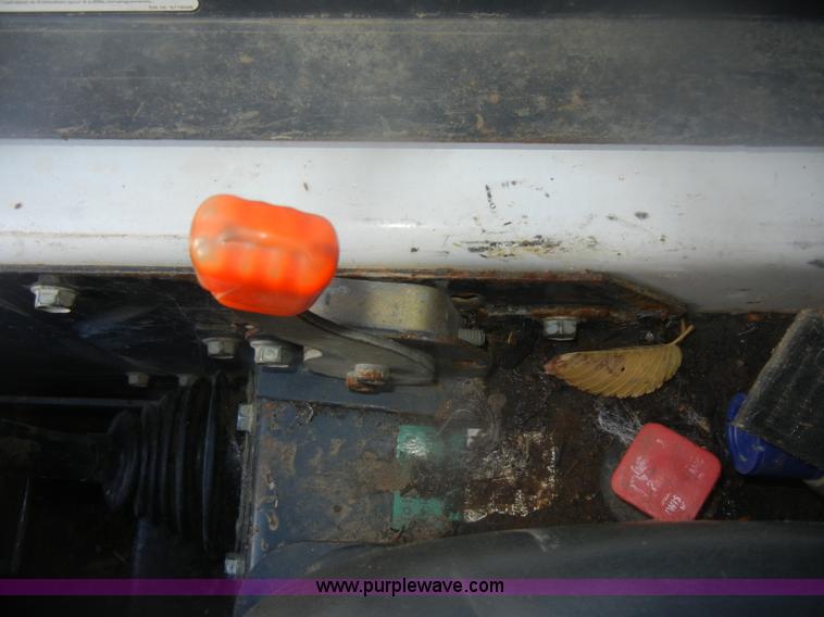 image for item D4712 2001 Bobcat 773 Turbo skid steer