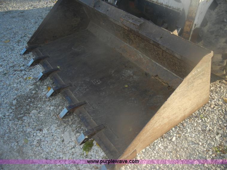 image for item D4712 2001 Bobcat 773 Turbo skid steer