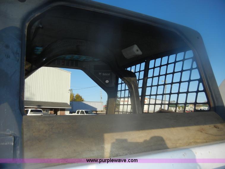 image for item D4712 2001 Bobcat 773 Turbo skid steer