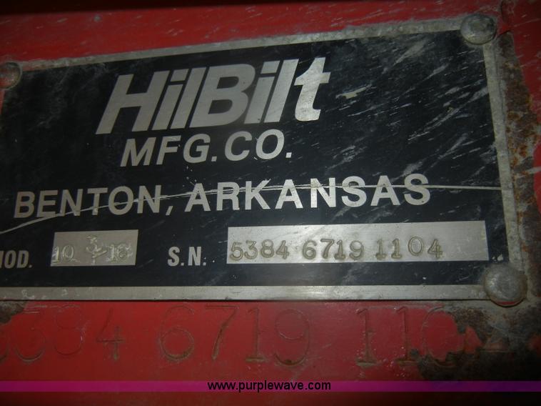 image for item D4717 2004 Ford F650 XL Super Duty dump truck