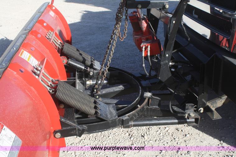 image for item D4718 2004 Ford F650 XL Super Duty dump truck