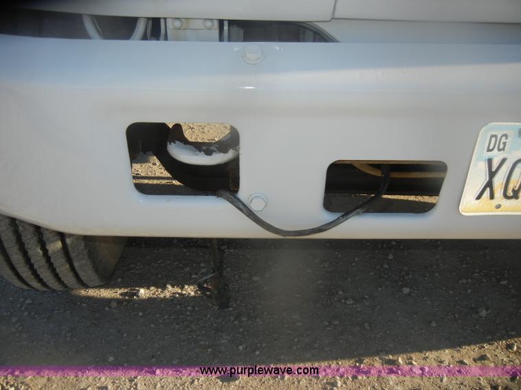 image for item D4723 1991 Ford FT900F water truck