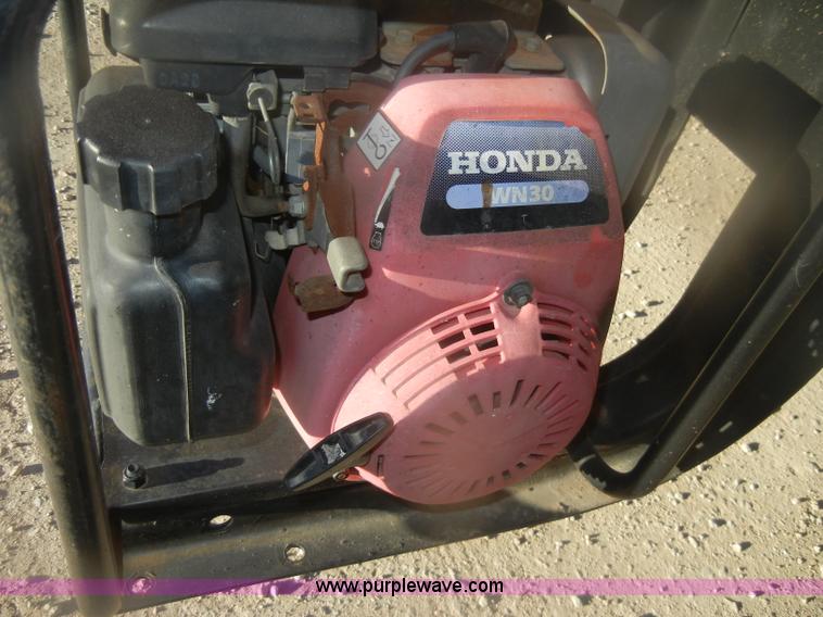 image for item D4723 1991 Ford FT900F water truck