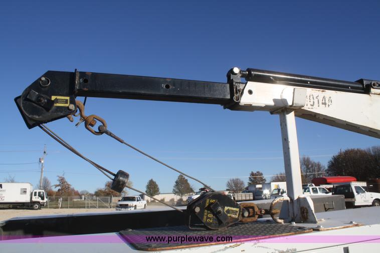 image for item D4724 2000 Ford F350 XL Super Duty service truck