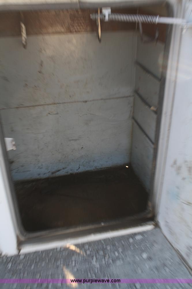 image for item D4724 2000 Ford F350 XL Super Duty service truck