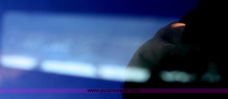 image for item D4724 2000 Ford F350 XL Super Duty service truck