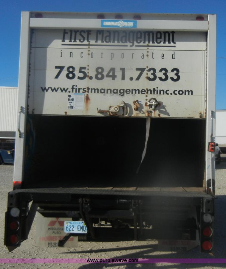 image for item D4725 2000 Mitsubishi Fuso FE box truck